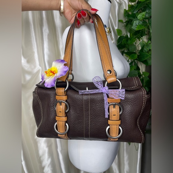 Coach Chelsea dark brown pebbled leather - Picture 1 of 7